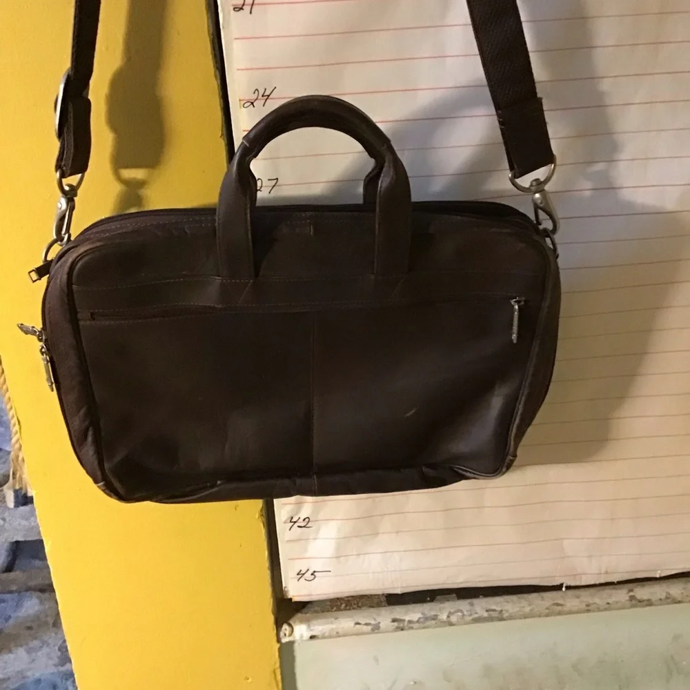 HERITAGE -GENUINE LEATHER, men’s soft sided briefcase w/ shoulder strap, brown